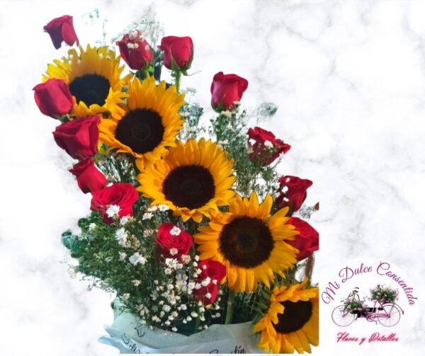 Arreglo floral de Girasoles y rosas