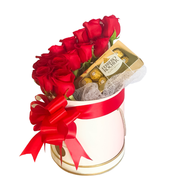 bouquet de 15 rosas con bombones en caja - Imagen 2